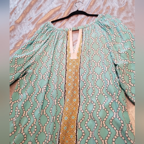 2X Crown & Ivy blouse - Picture 2 of 4